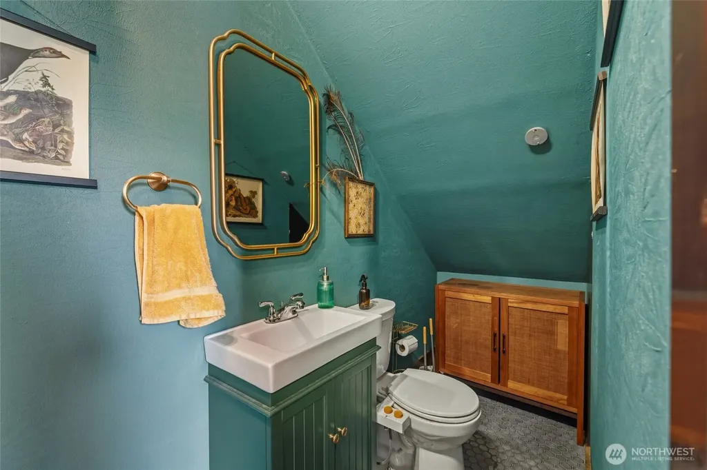 820 Borseth Street Sedro Woolley WA 98284
