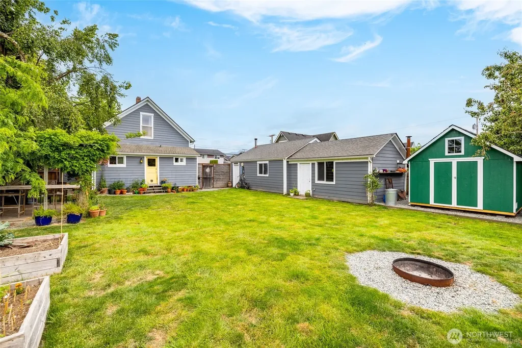 820 Borseth Street Sedro Woolley WA 98284