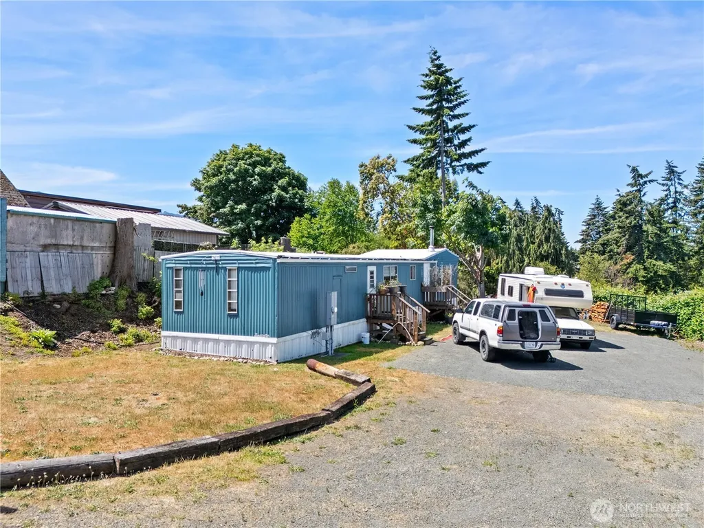 2938 E Walnut Street Port Angeles WA 98362