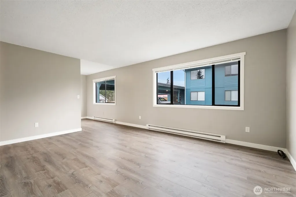 2938 E Walnut Street Port Angeles WA 98362