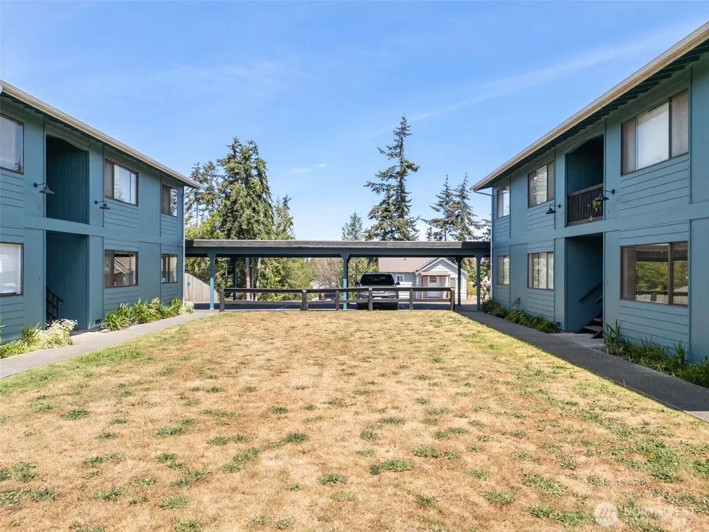 2938 E Walnut Street Port Angeles WA 98362