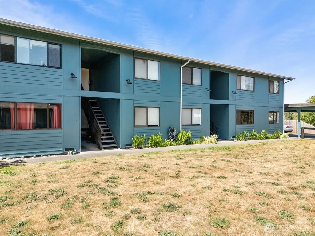 2938 E Walnut Street Port Angeles WA 98362