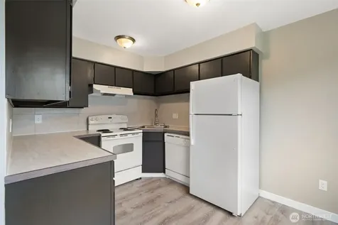 2938 E Walnut Street Port Angeles WA 98362