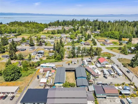2938 E Walnut Street Port Angeles WA 98362