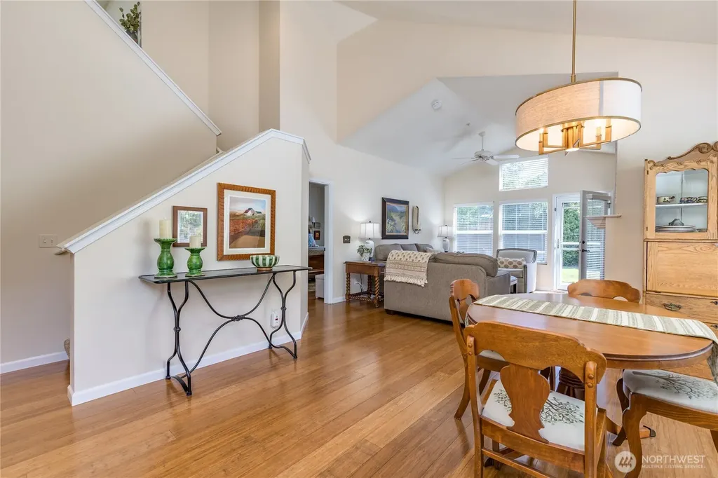 6112 Nathan Way SE Auburn WA 98092
