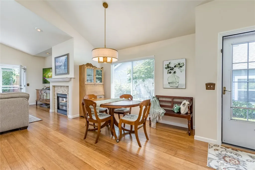 6112 Nathan Way SE Auburn WA 98092