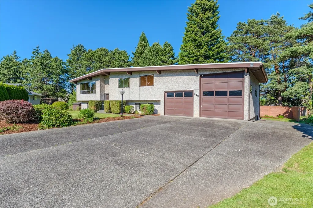 410 Sierra Vista Place Bellingham WA 98226