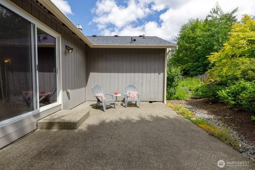 2027 Stillwater Avenue NW Olympia WA 98502