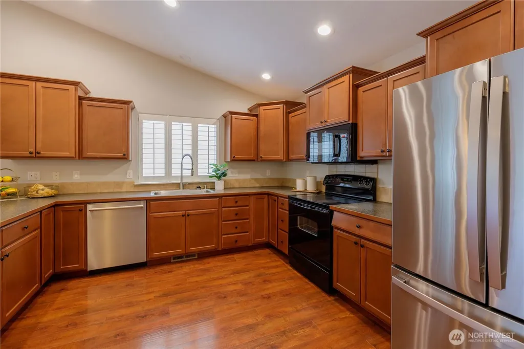 2027 Stillwater Avenue NW Olympia WA 98502