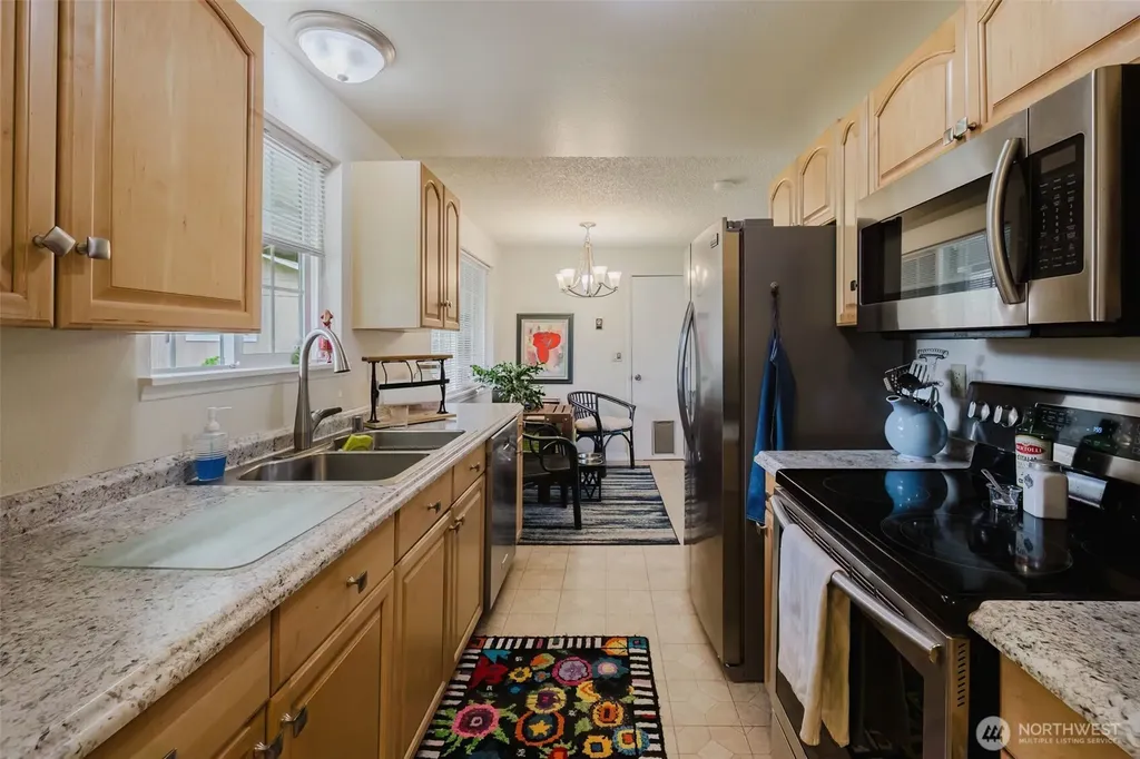 2864 SE Flaiz Court Port Orchard WA 98366