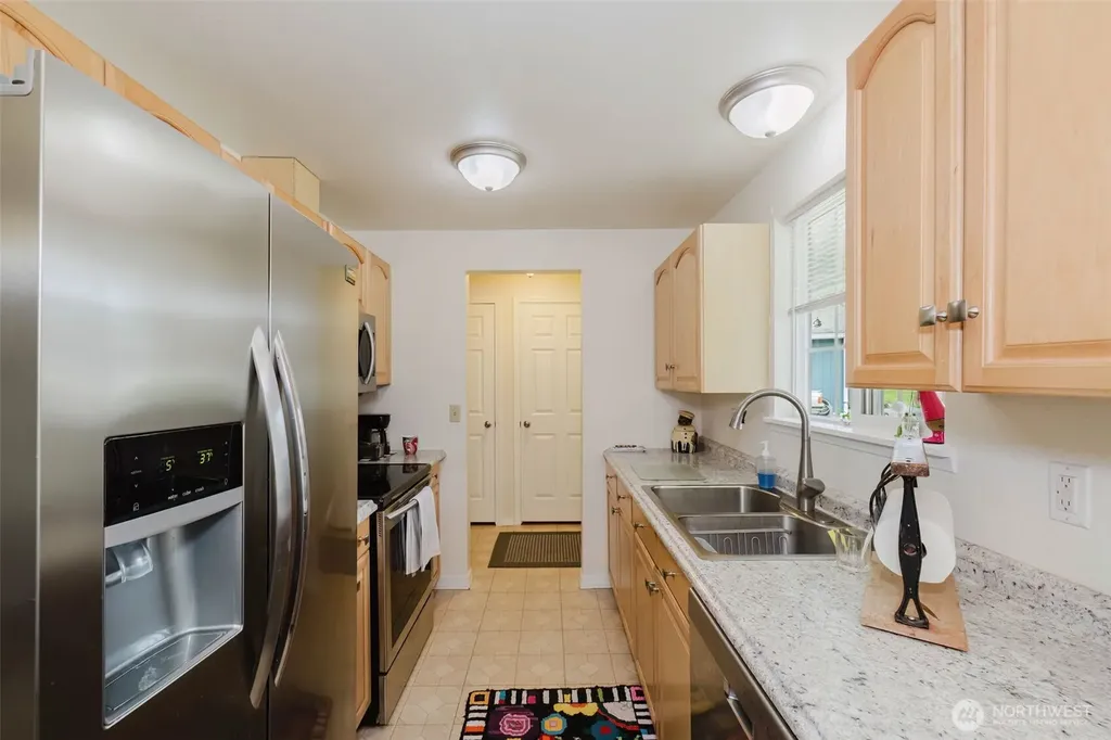 2864 SE Flaiz Court Port Orchard WA 98366