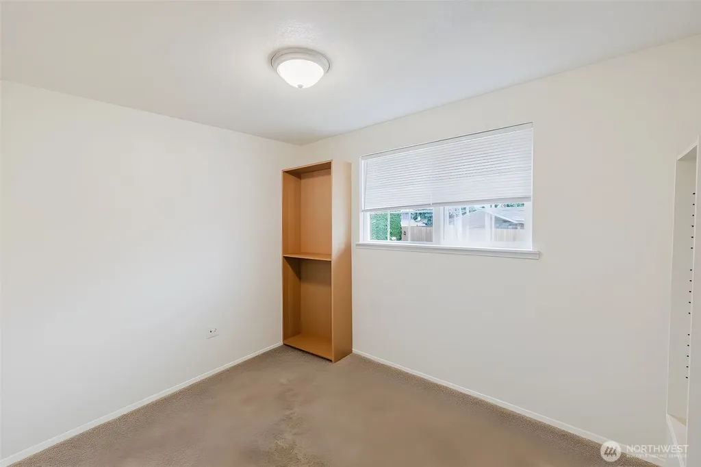 2864 SE Flaiz Court Port Orchard WA 98366
