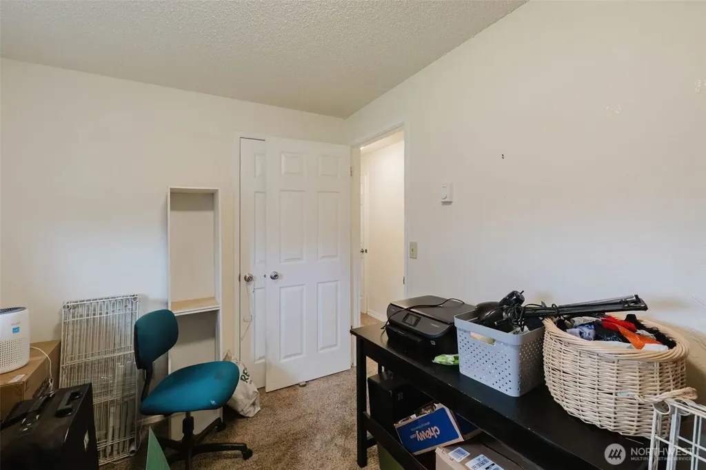 2864 SE Flaiz Court Port Orchard WA 98366