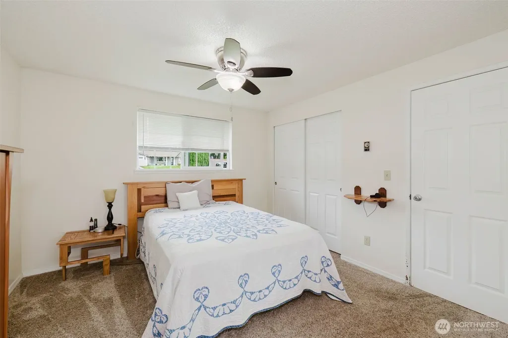 2864 SE Flaiz Court Port Orchard WA 98366