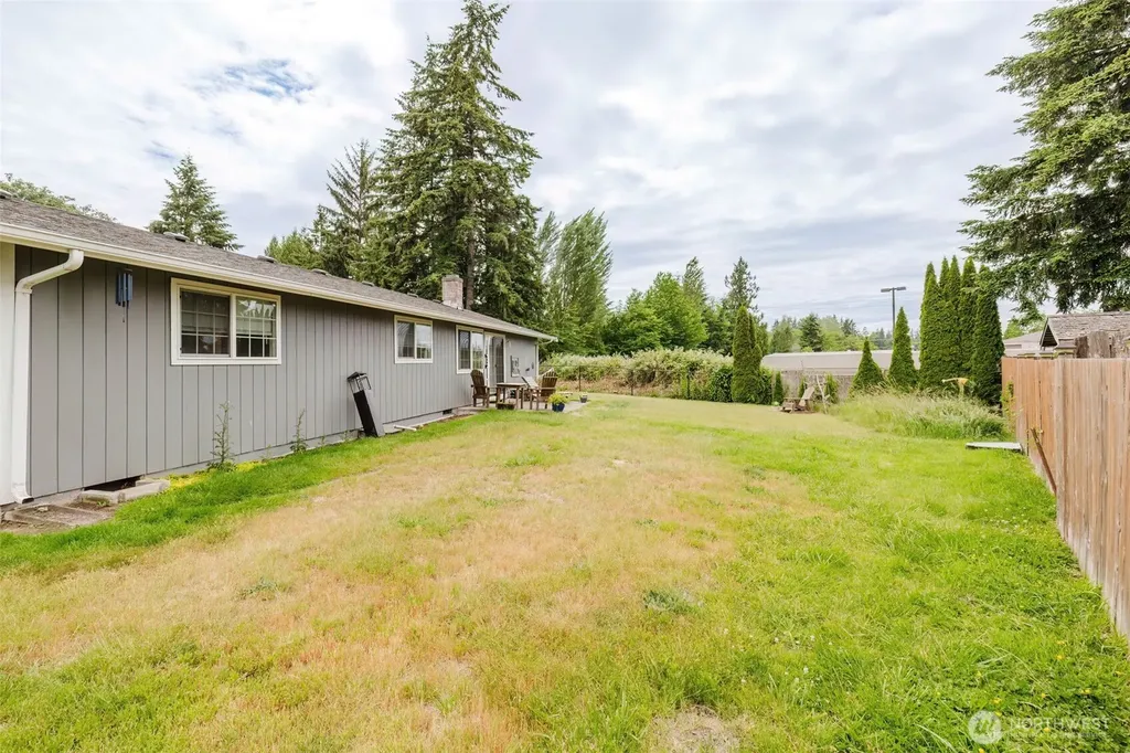 2864 SE Flaiz Court Port Orchard WA 98366