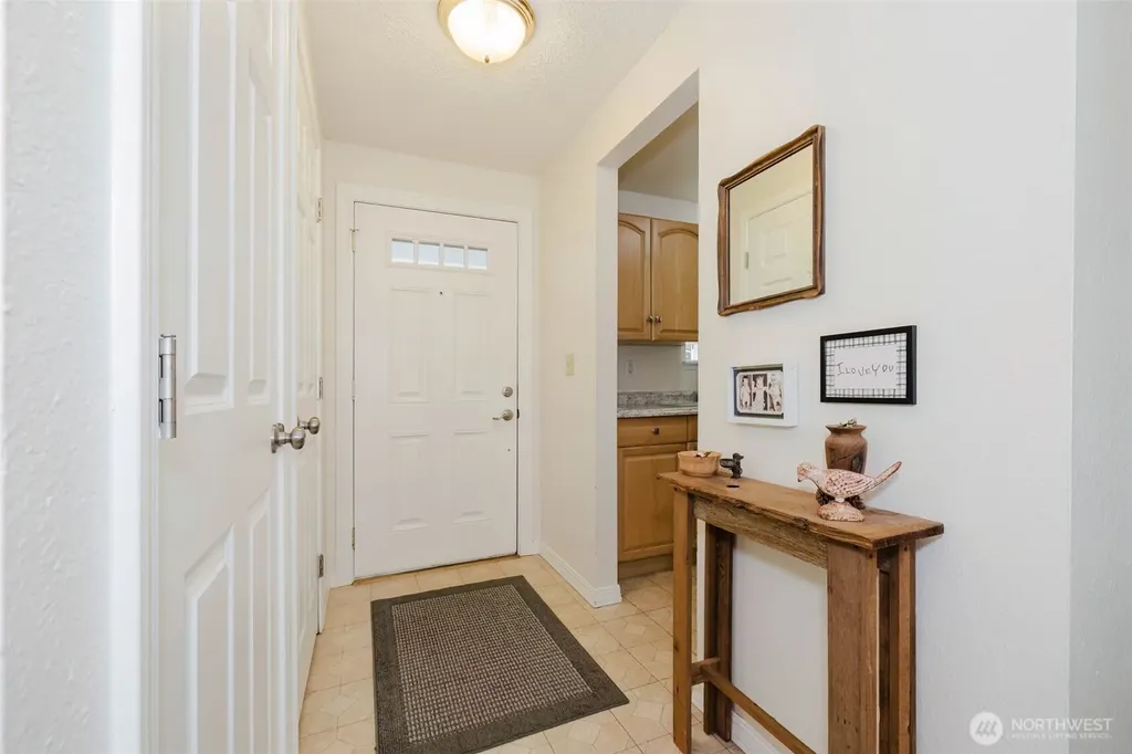 2864 SE Flaiz Court Port Orchard WA 98366