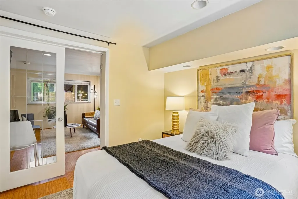 3624 Whitman Avenue N Seattle WA 98103