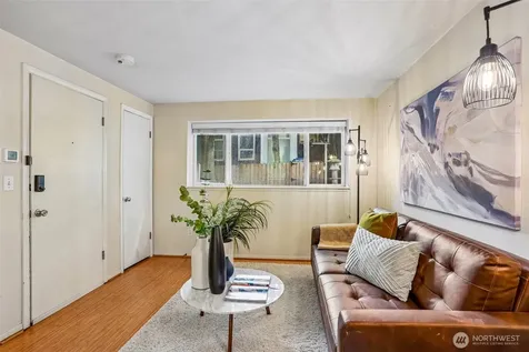 3624 Whitman Avenue N Seattle WA 98103