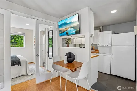 3624 Whitman Avenue N Seattle WA 98103
