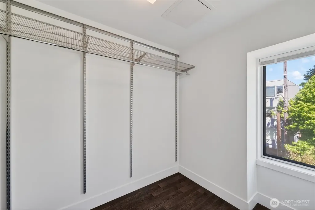 311 14th Avenue E Seattle WA 98112