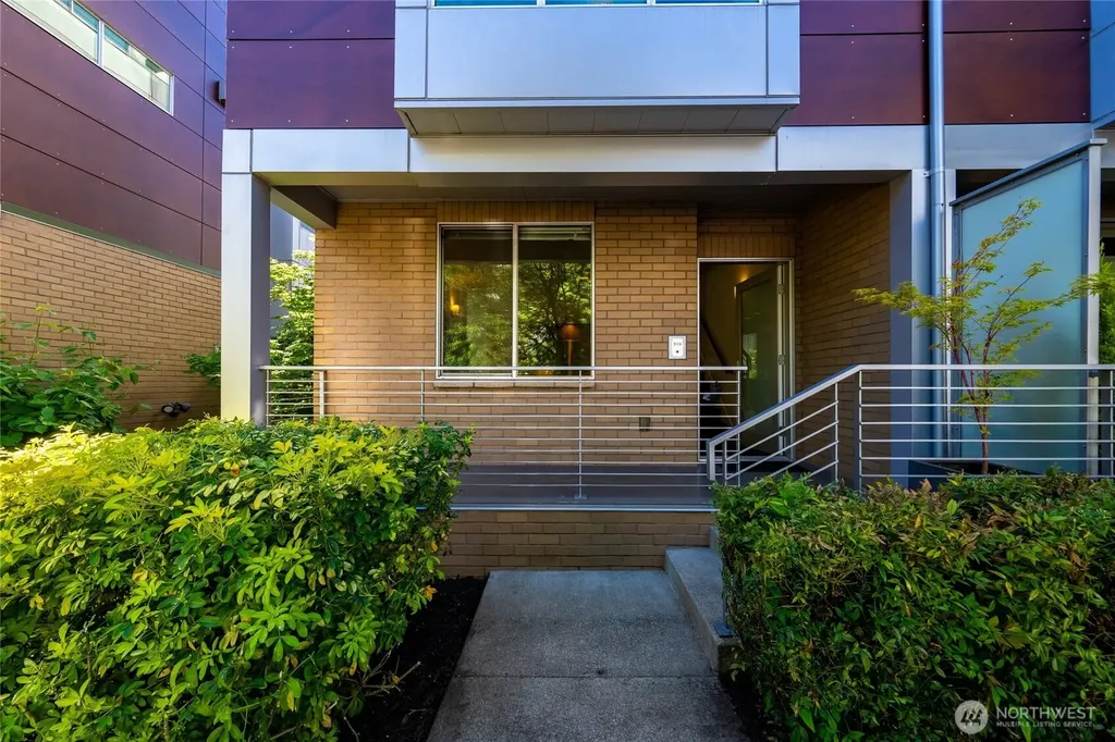 311 14th Avenue E Seattle WA 98112