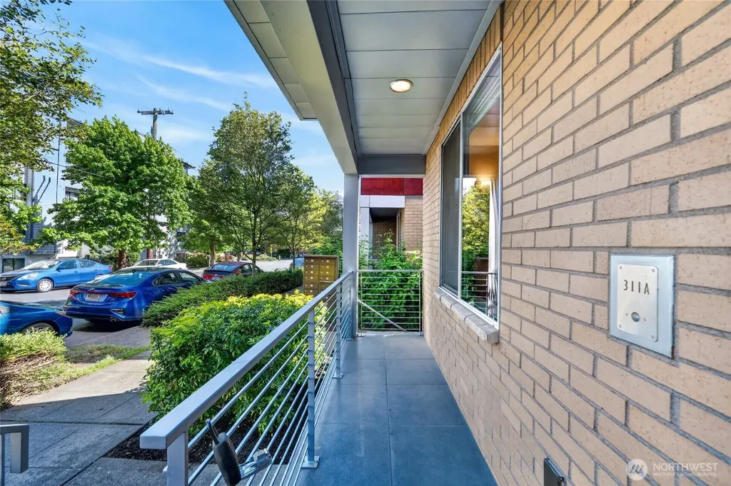 311 14th Avenue E Seattle WA 98112