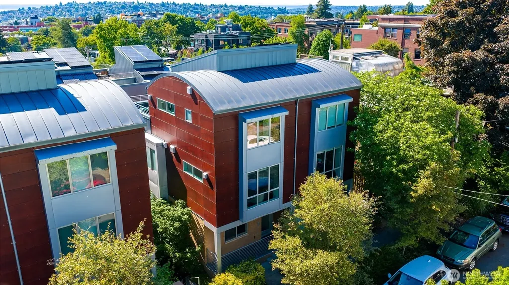 311 14th Avenue E Seattle WA 98112