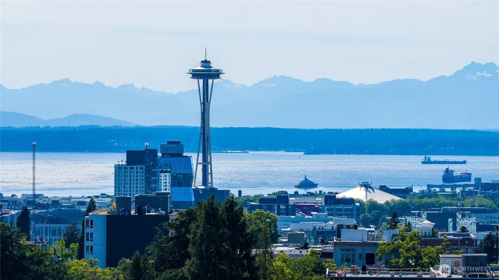 311 14th Avenue E Seattle WA 98112