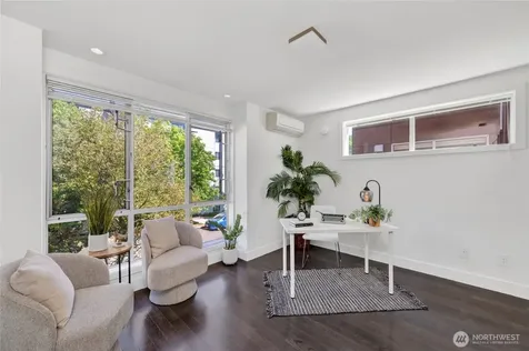 311 14th Avenue E Seattle WA 98112
