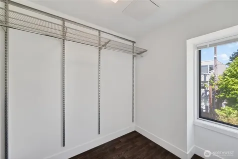 311 14th Avenue E Seattle WA 98112
