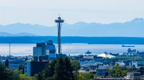 311 14th Avenue E Seattle WA 98112