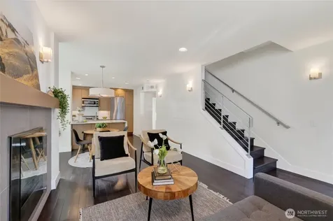311 14th Avenue E Seattle WA 98112
