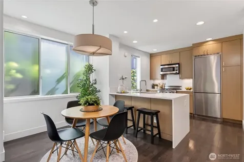 311 14th Avenue E Seattle WA 98112