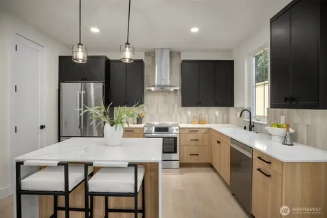 13811 84th Lane NE Kirkland WA 98034