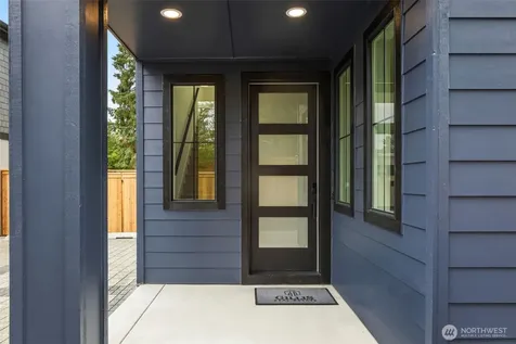 13811 84th Lane NE Kirkland WA 98034