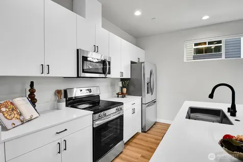 222 124th Street SW Everett WA 98204