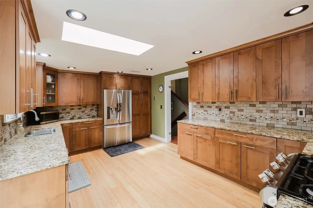 10982 SE View Place S Port Orchard WA 98367