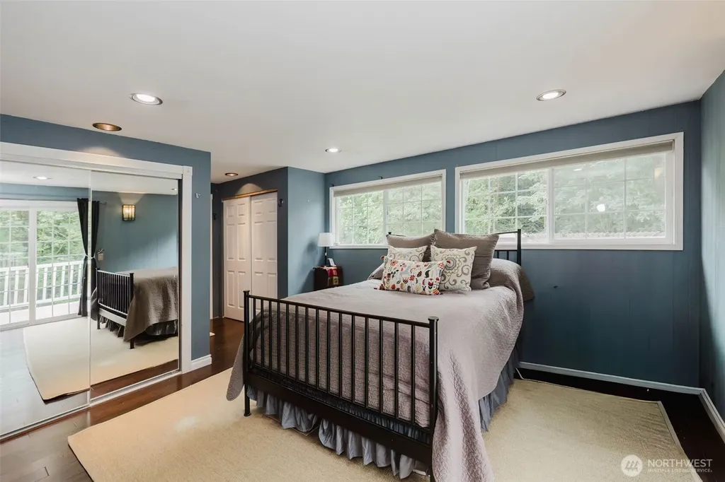 10982 SE View Place S Port Orchard WA 98367