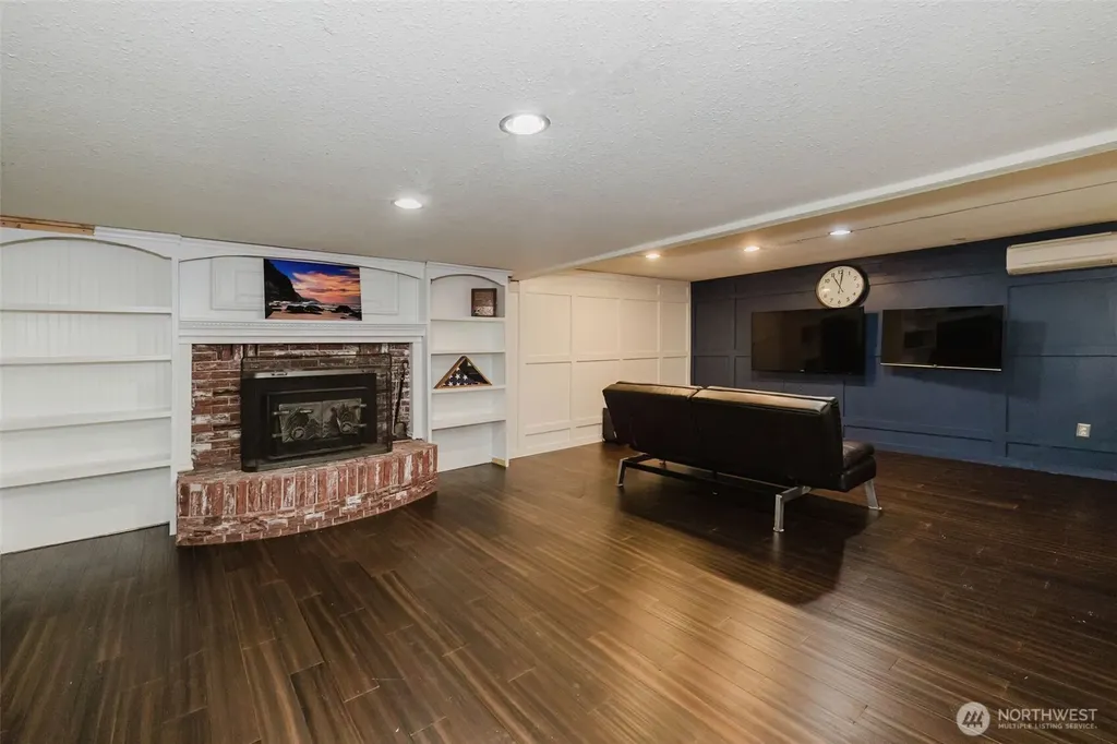 10982 SE View Place S Port Orchard WA 98367