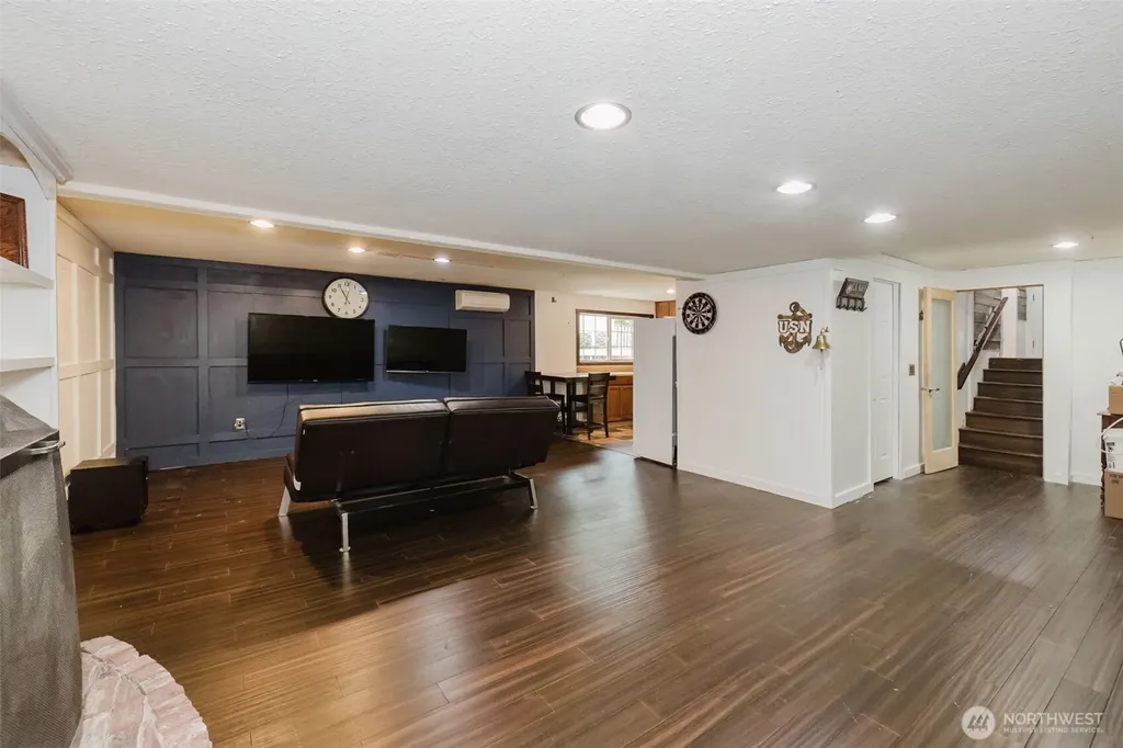 10982 SE View Place S Port Orchard WA 98367