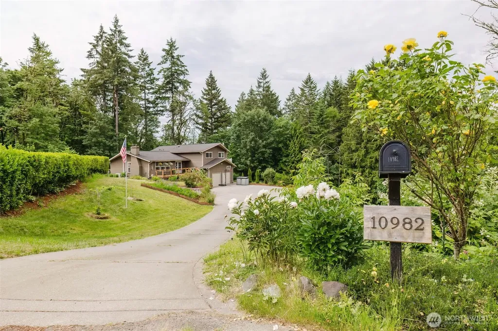 10982 SE View Place S Port Orchard WA 98367
