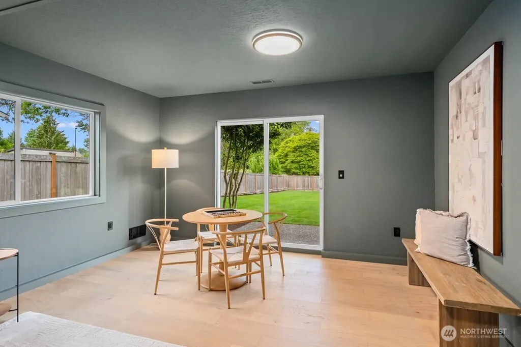 23519 28th Avenue W Brier WA 98036