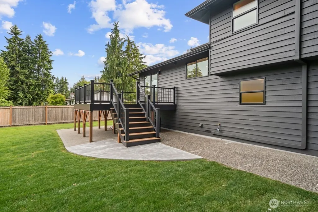 23519 28th Avenue W Brier WA 98036