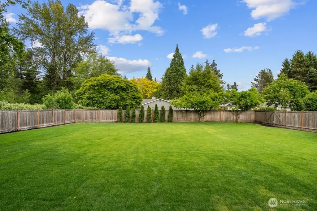 23519 28th Avenue W Brier WA 98036
