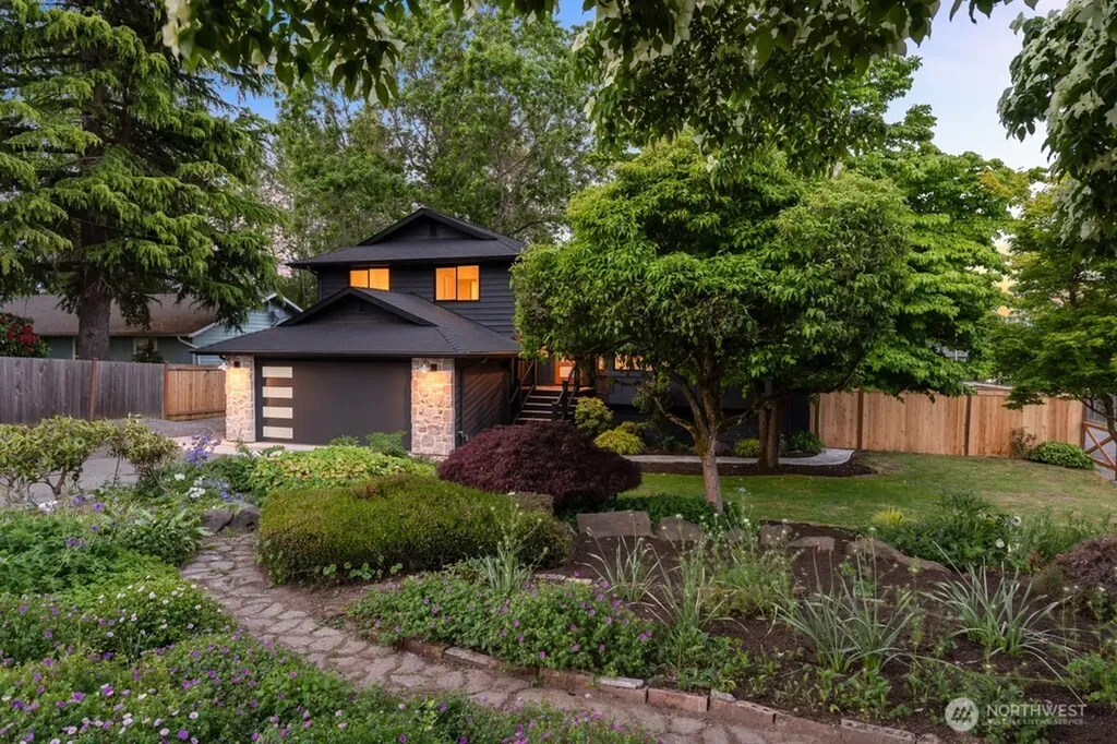 23519 28th Avenue W Brier WA 98036