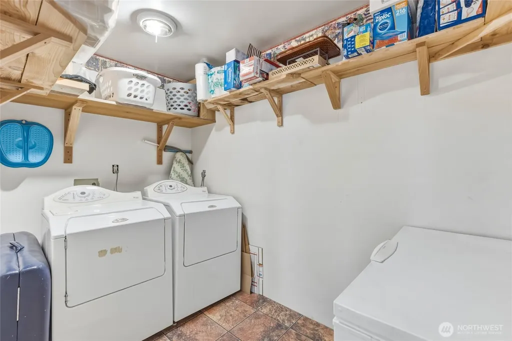 1502 S Toutle Road Toutle WA 98649