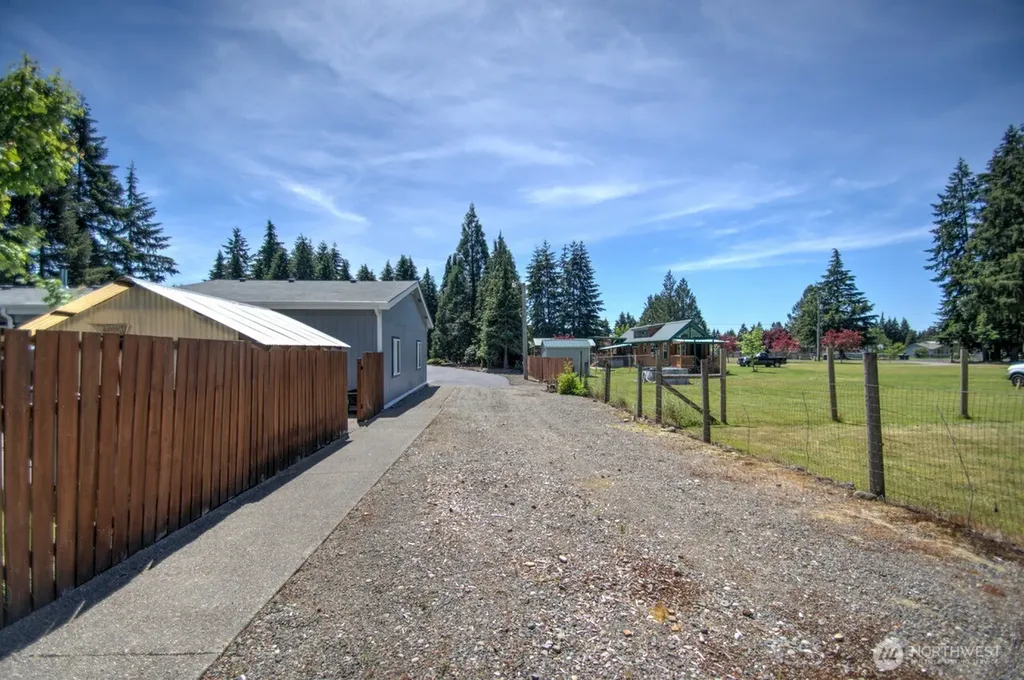 8316 176th Avenue SW Rochester WA 98579