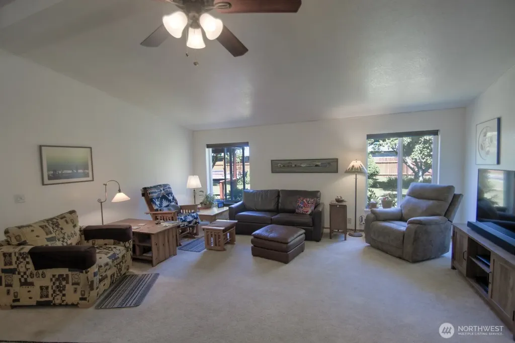 8316 176th Avenue SW Rochester WA 98579