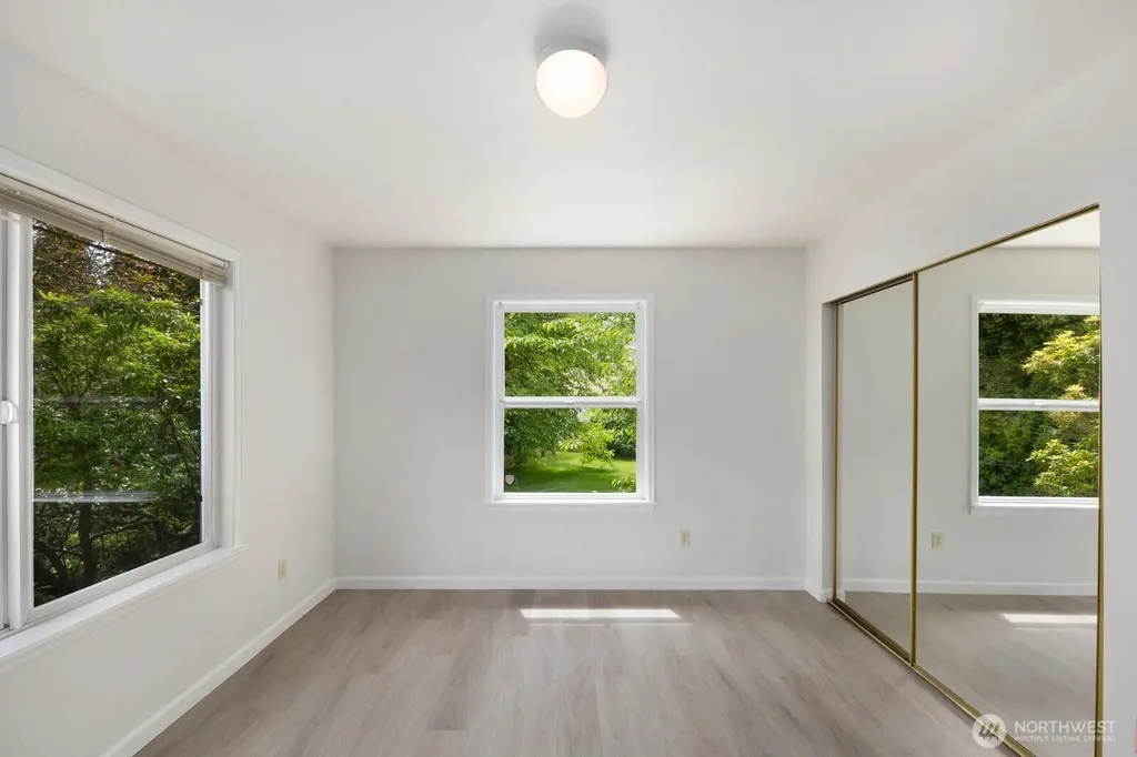 295 NE Alder Street Issaquah WA 98027