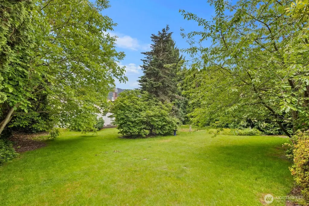 295 NE Alder Street Issaquah WA 98027